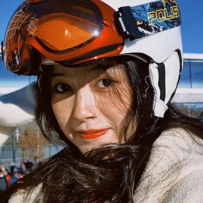 狮子、爱、谎言